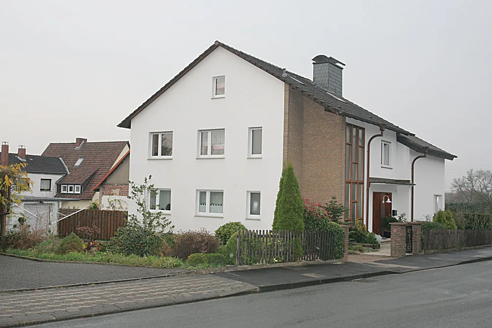 Haus mit Einliegerwohnung  Baujahr 2005  - ruhig & zentral gelegen - provisionsf