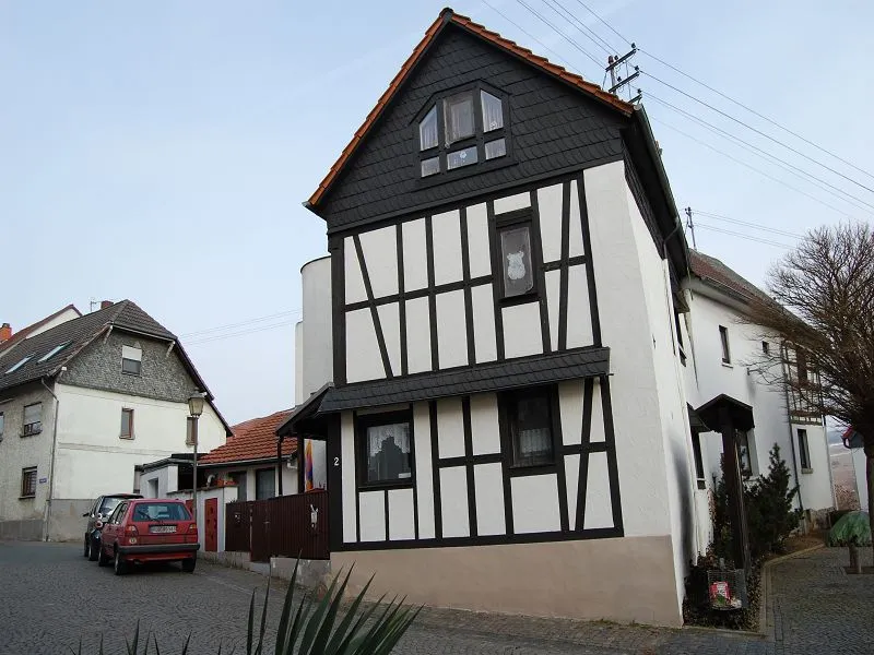 Außergewöhnliches Turmhaus sucht neuen Hausherrn!