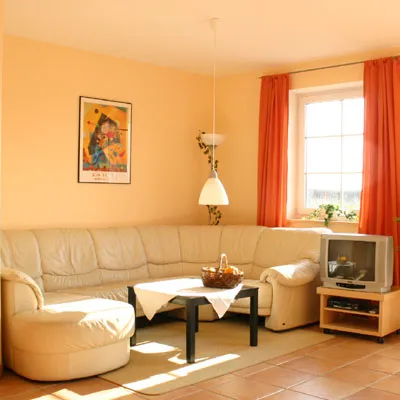 OSTSEE-Ferienhaus SAUNA,300m z.STRAND,für10 Pers. nur €735,- incl. NK v.19.09.09