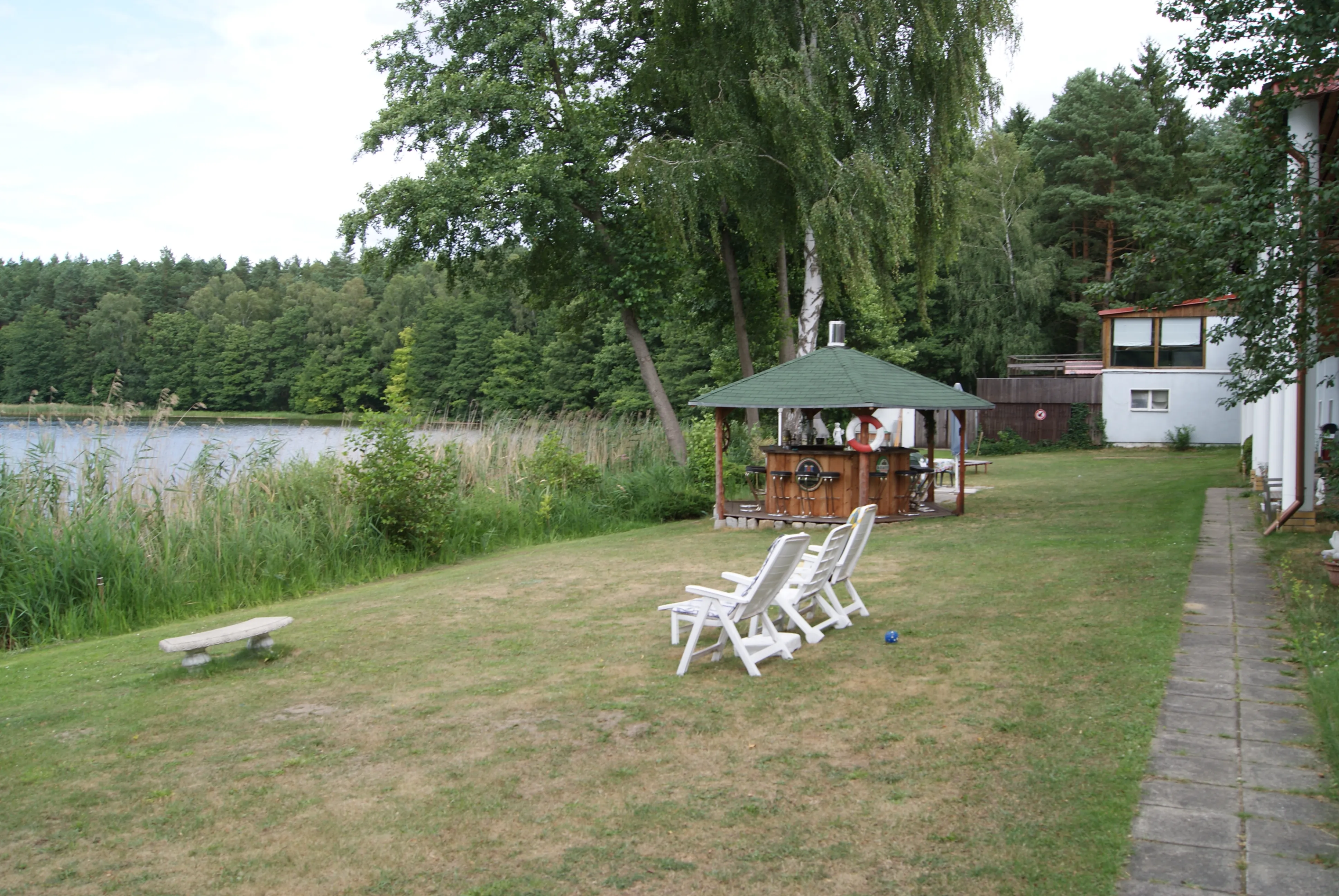 Swingen   Chillen in reizvoller Seenlandschaft