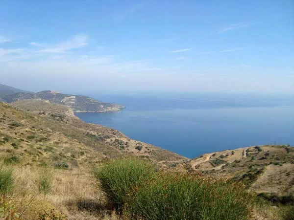 Gesucht  Gefunden  Gut gelegenes Grundstück auf Evia / Griechenland