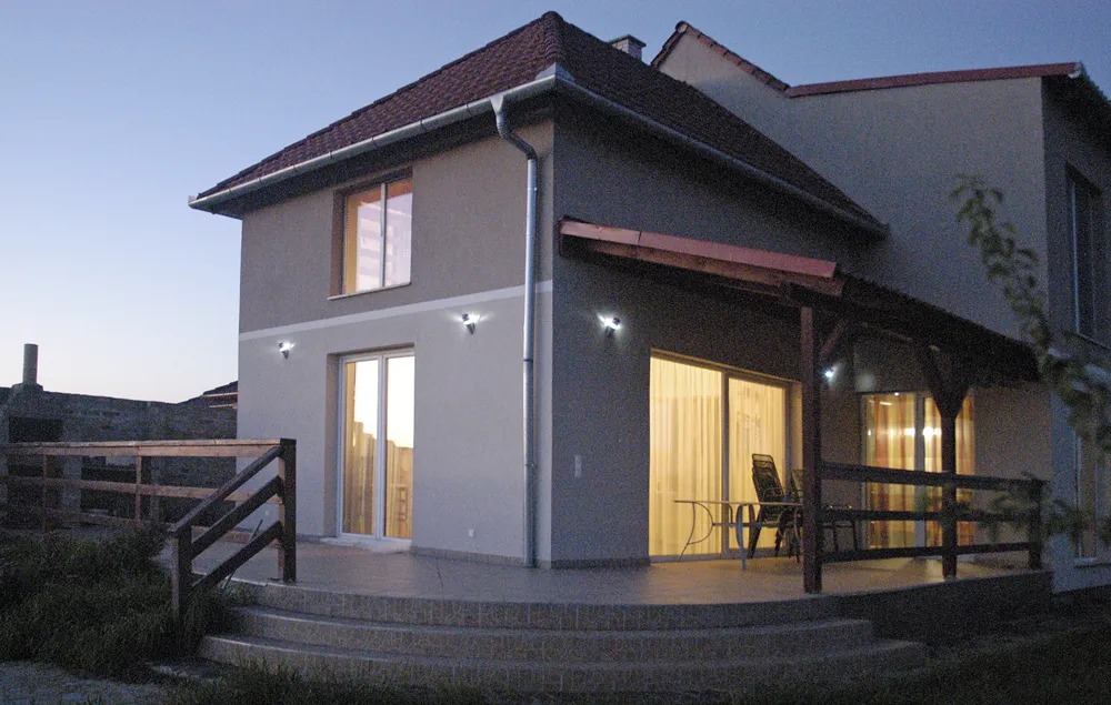 Luxus, hochwertiges Einfamilienhaus in ruhiger Lage GÜNSTIG zu verkaufen – Bild 1
