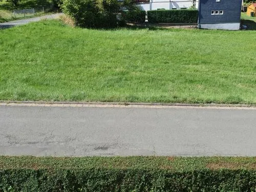 Baugrundstück, voll erschlossen für den Neubau eines Einfamilienhauses – Bild 1