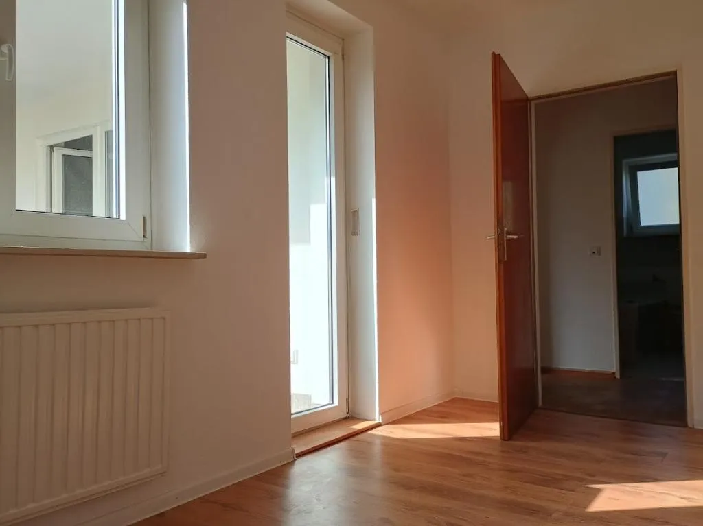 Attraktive 3-Zimmer Wohnung im Herzen Wettbergen – Bild 1
